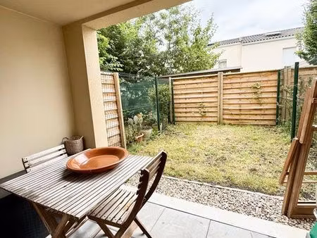 t3 en duplex et jardin - 63 m2 - 4 pavillons