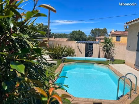 sublime maison individuelle plain pied / piscine