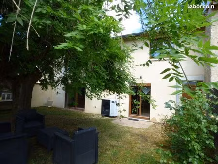 maison de village 5 pièces 181 m²