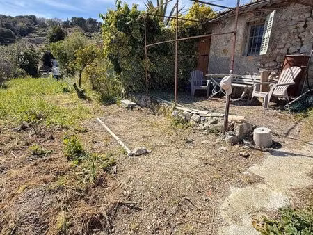 terrain 250 m2 . vallauris