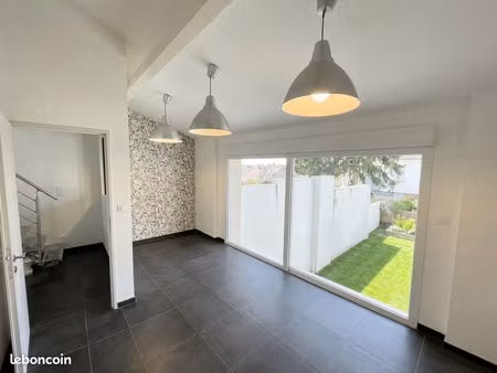 coup de cœur frontalier triplex atypique 179m² 0 travaux  dpe a