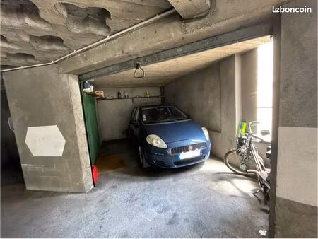 garage 14 5m2 île verte proche hôpital