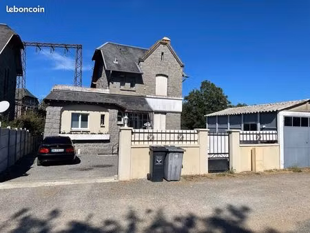 maison en pierre de granite