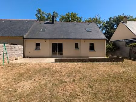 maison location feneu