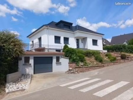 maison rénovée 125 m² – 5 chambres – garage – jardin et terrasse