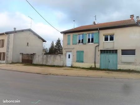 maison familiale f7 avec annexe et jardin