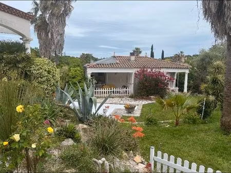 location maisonnette meublée