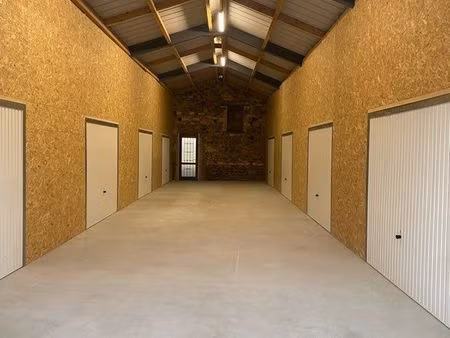 box de stockage / garde meubles 25m2
