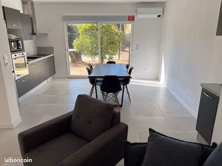 appartement t3 60m2 avec jardin privatif et stationnement privatif