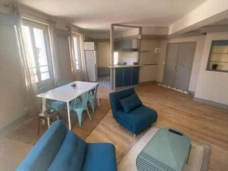 superbe t2 rénové de 55 m² – centre historique de saint-florentin