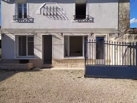 location maison ancienne renovee