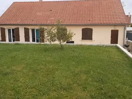 vente maison 4 pièces 93 m² à sainte-colombe-sur-seine (05700)  175 000 €