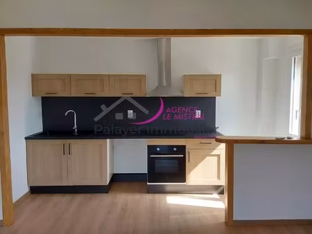 location appartement 3 pièces 56m² monteux 84170