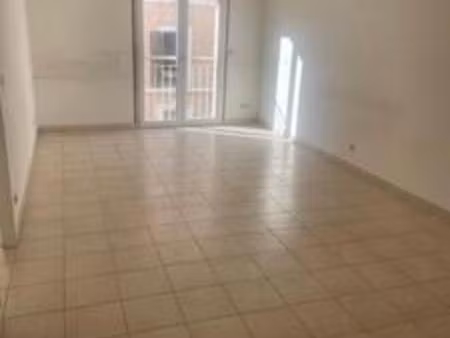 location appartement 2 pièces 48m² toulon 83200