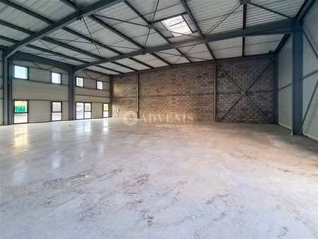 location local d’activités tregueux 22950 400m²
