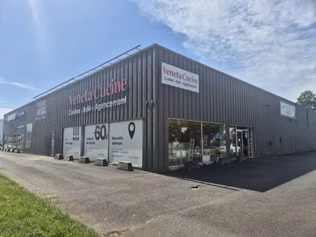 location commerce à ussac (19270)