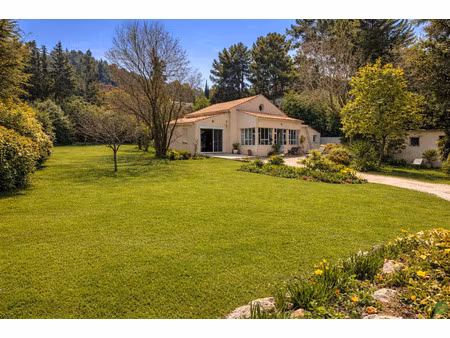 maison rénovée 147 m² sur 2 664 m² de terrain avec potentiel de détachement