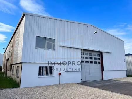location local d’activités isneauville 76230 860m²