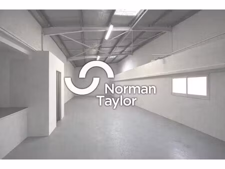 location local d’activités montpellier 34000 150m²