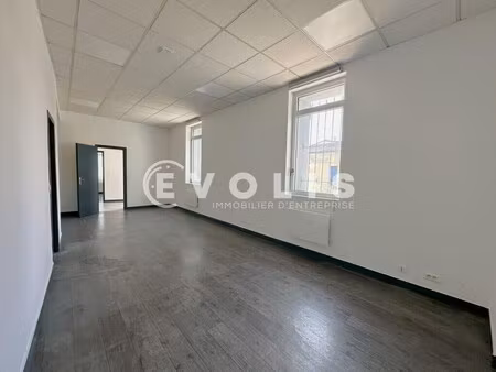 location bureaux 65 m²