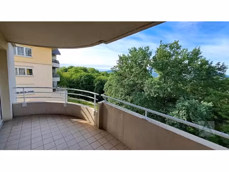 location appartement 3 pièces 69 m² à chambéry (73000)