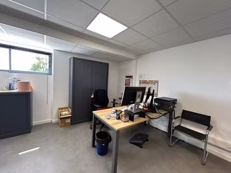 vente local d’activités caudan 56850 3387m²