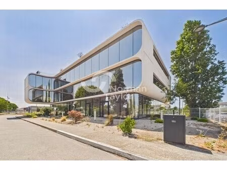 location bureaux 1 404 m²