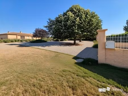 villa t4 terrain 3380 m²
