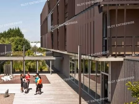 location bureaux 12 m²