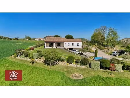 maison contemporaine tout confort  avec vue