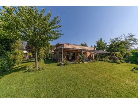 thonon-les-bains - maison de 152 m² - terrasses - terrain de 955 m² - 3 chambres