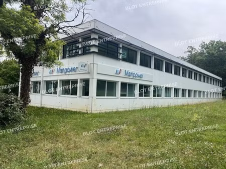 location bureaux 295 m²