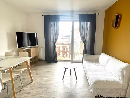 location appartement 2 pièces  41.71m²  écouflant