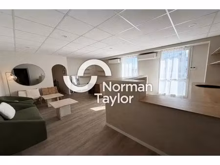 location bureaux 101 m²