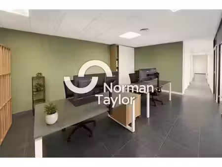 location bureaux castelnau-le-lez 34170 177m²