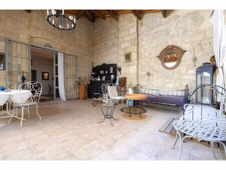 uzès : appartement triplex doté d’une exceptionnelle terrasse