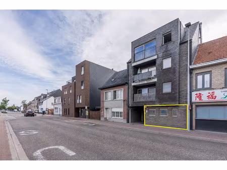 commercieel te koop in geel