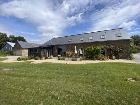 maison 25 pièces - 578 m²