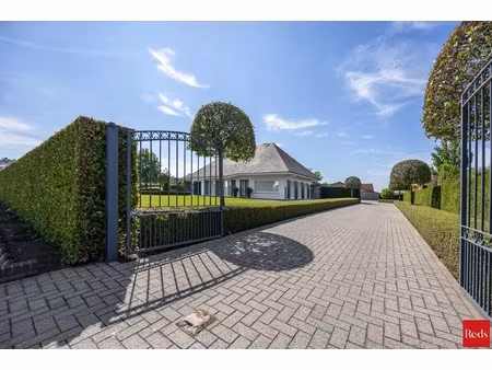 huis te koop in malle met 3 slaapkamers