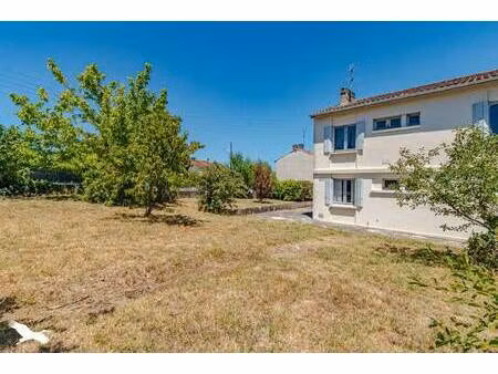 vente maison 5 pièces 85 m² carbon-blanc (33560)