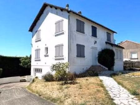 vente maison à saint-andré-goule-d'oie (85250) : à vendre / 157m² saint-andré-goule-d'oie
