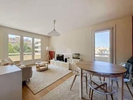 location appartement 3 pièces meublé à hérouville-saint-clair (14200) : à louer 3 pièces m