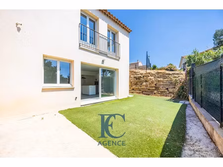 vente maison 4 pièces 78 m² à saint-cyr-sur-mer (83270)  450 000 €