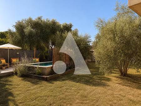 lauris maison d'en.154 m² hab +véranda - atelier - jardin de 590 m² avec piscine