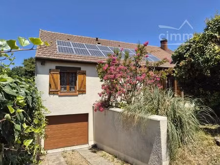 maison 3 chambres avec panneaux solaires