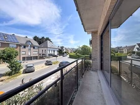 lumineux appartement 3 chambres avec terrasse