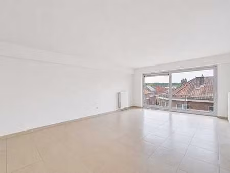 appartement 3 chambres avec 2 parkings au centre de tervuren