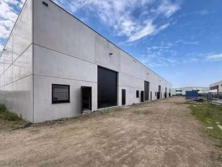 nouvelles unités pme (406 - 1 147 m²) à louer à evergem