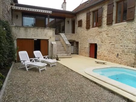 maison en pierre avec piscine - mercurey