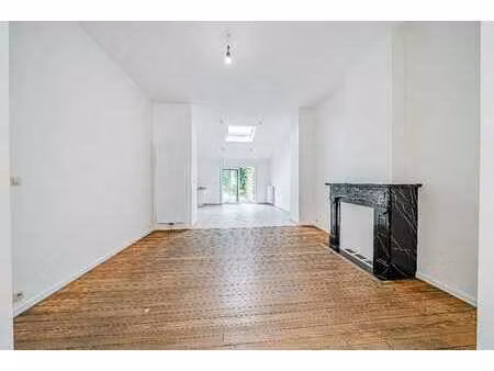 ​​​​​​​maison 4ch rénovée avec terrasse et jardin – arlon